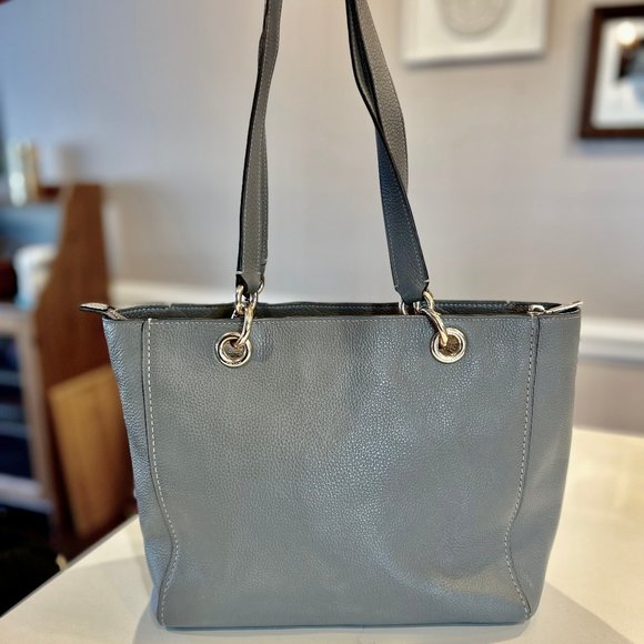 COACH Jes Elephant Gray Pebble Leather Shoulder Bag Model 76701 - Picture 3 of 13